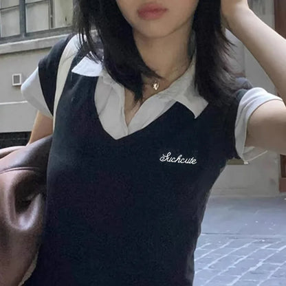 Fashionable and minimalist college style contrasting color lapel fake two piece T-shirt versatile short sleeved top.