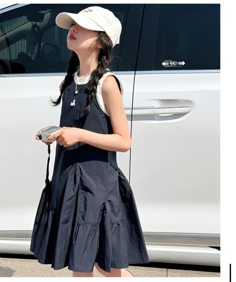 Neues Sommer-Mädchen-Prinzessinnenkleid für Kinder, ärmelloses Kleid mit Rüschen, Design-Kleider für Teenager, Kinder, lässiges Urlaubs-Strandkleid.