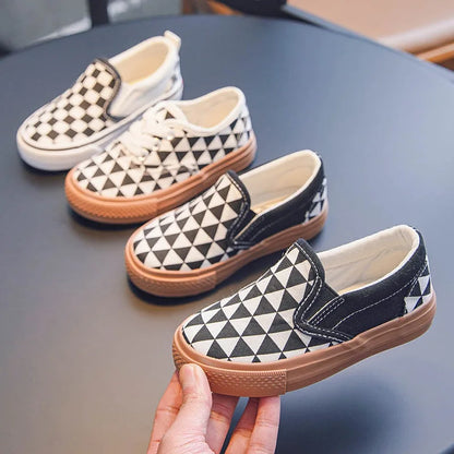 Children's Canvas Shoes Boys Shoes Plaid Plate Shoes Spring and Summer New Girls Shoes Baby Casual Shoes Children's Shoes.