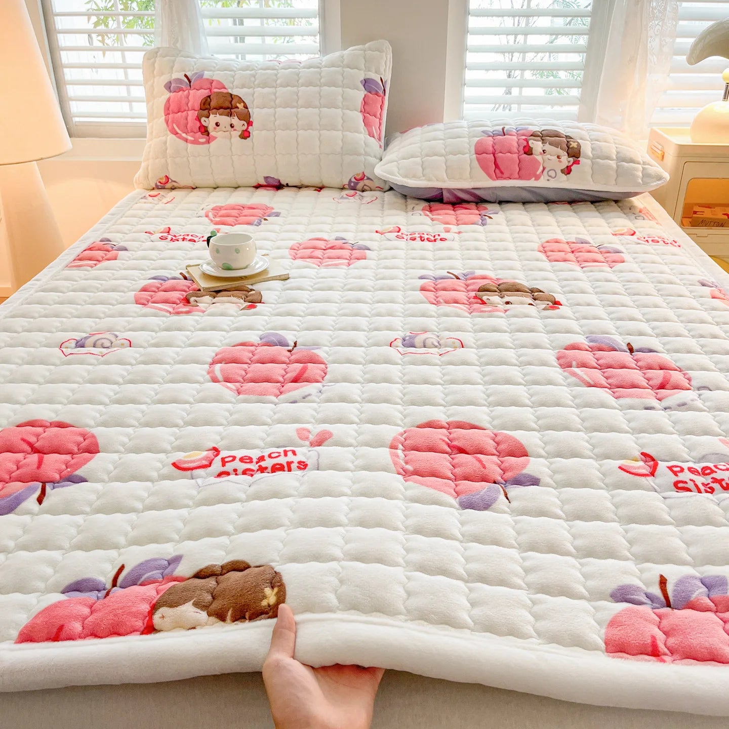 Winter Milk Velvet Mattress Toppers Thicken Quilted Bedsheet Student Bedspreads Washable Mattress Cover Queen Bedding Coverlets