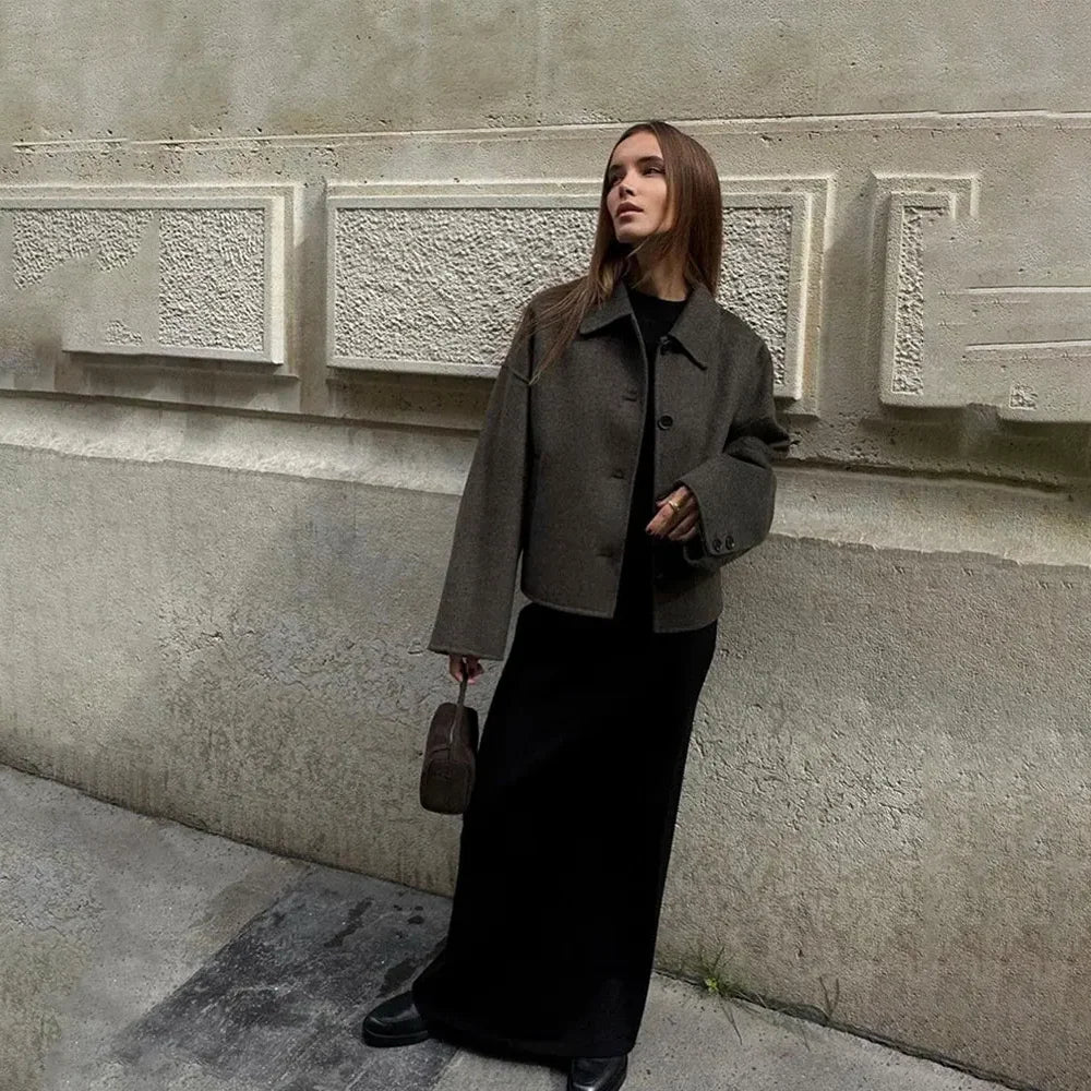 Woolen frauen Jacke Elegante Lose Langarm Turndown Einreiher Weiblichen Mantel 2024 Winter Mode Casual Dame Mantel.