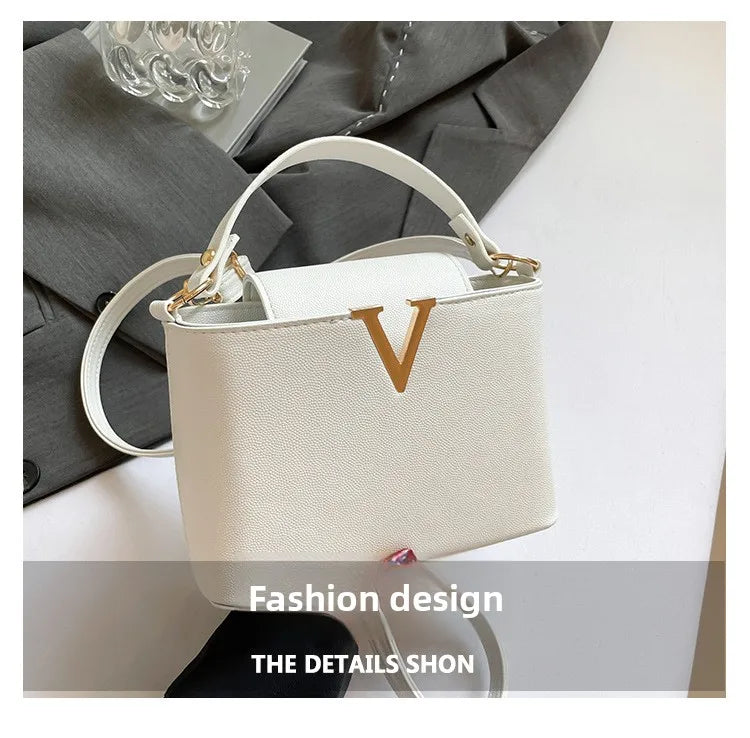 Luxury Women's Tote Bag, Chic V Shaped Stylish Pu Leather Bucket Bag, Top Cover Handbag Women Shoulder Crossbody Bag for Woman.