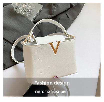 Luxury Women's Tote Bag, Chic V Shaped Stylish Pu Leather Bucket Bag, Top Cover Handbag Women Shoulder Crossbody Bag for Woman.
