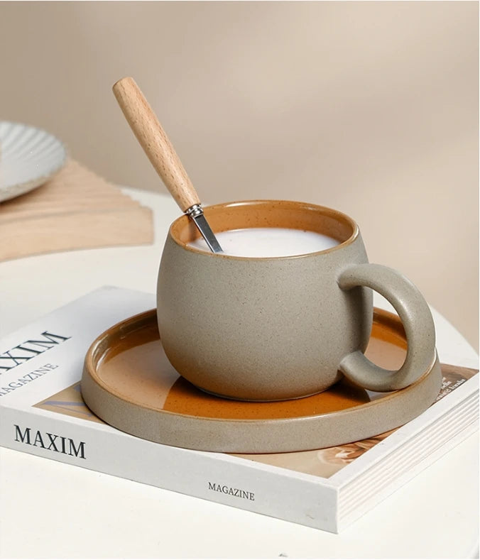 Retro Coarse Pottery Mug and Saucer Combination Japanese Coffee Cup Set Nordic Afternoon Tea Breakfast Cup Latte Coffee Mug.