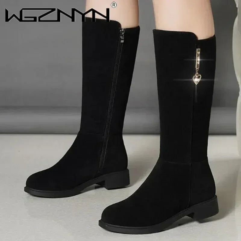 2025 New Women Warm Snow Plush Boots Snow Casual Flat All-match Cotton Fashion Side Zipper Winter Shoes Thigh High Boot Black.