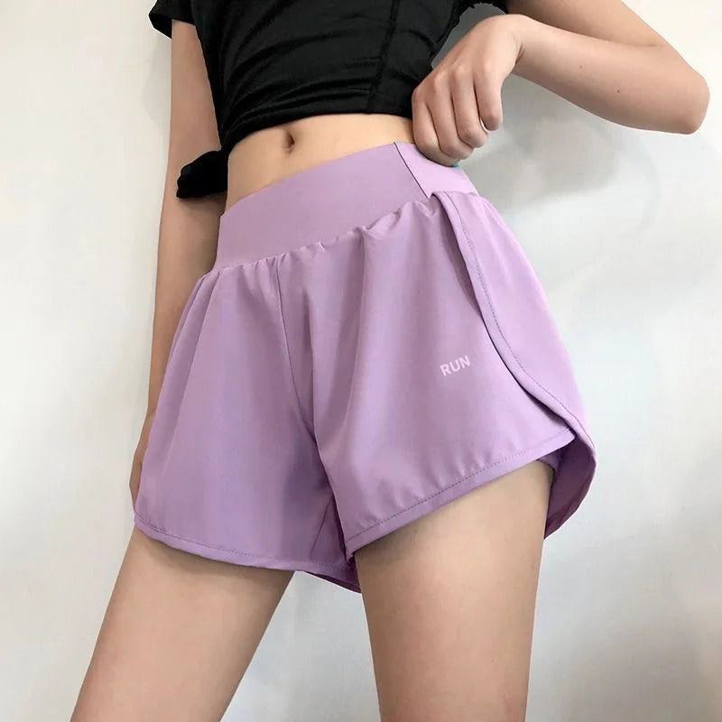 Women Yoga Pocket Shorts Fake Two Piece Anti Peek Shorts High Elastic Loose Fashion Casual Gym Trainning Three Point Pants