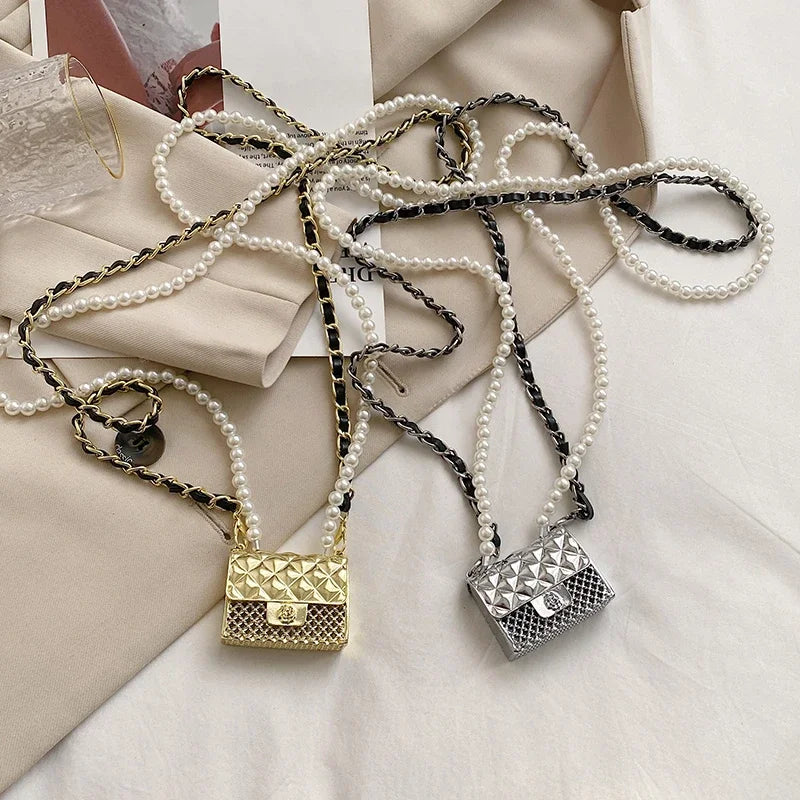 Mini Metal Shoulder Bags for Women Pearl Chain Crossbody Bag Designer Clothing Accessories Satchel Female Decorative Box Handbag.