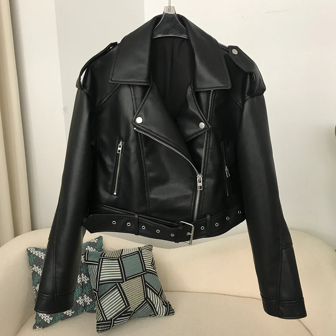Neue Frühjahr Frau Faux Leder Jacke Chic Vintage Amerikanische straße tragen Kurze Revers Zipper Gürtel Biker Mäntel Mode Streetwear.