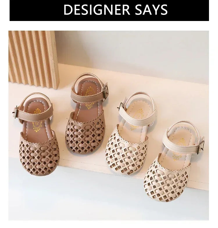 Children's Toes Capped Sandals Girl's Knitted Hollow Princess Shoes 2024 Summer New Anti Kick Soft Sole Casual Walking Shoes.