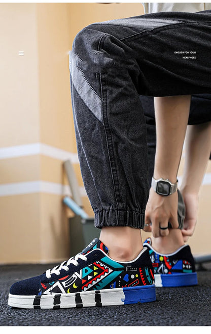 High quality Red Vulcanized Shoes For Men Unisex Casual Sneakers 46 Size Fashion Graffiti Flat Sneakers Men Skateboard Shoes.