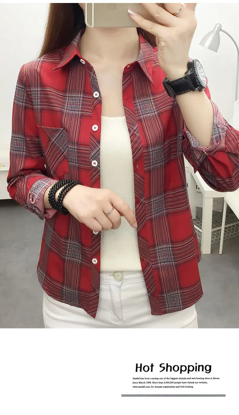 2024Spring and Autumn New College Style Women's Long sleeved Bottom Top Cardigan Long sleeved Fashion Plaid Shirt.