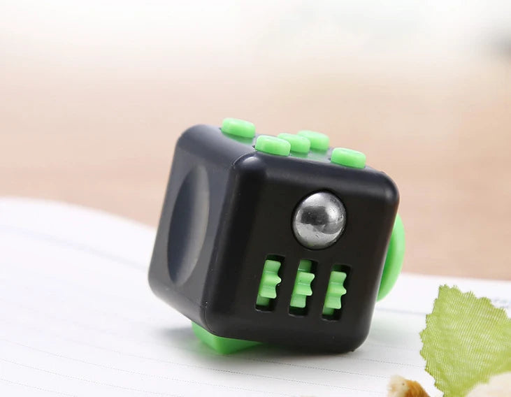 Solid Color Fidget Decompression Dice for Release Stress Autism Anxiety Relieve Adult Kids Stress Relief Anti-Stress Fingertip.
