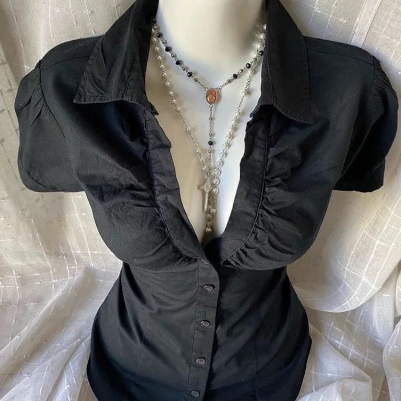 Retro new black Japanese V-neck shirt for women Harajuku Goth large size waist-hugging and slimming fashion top.