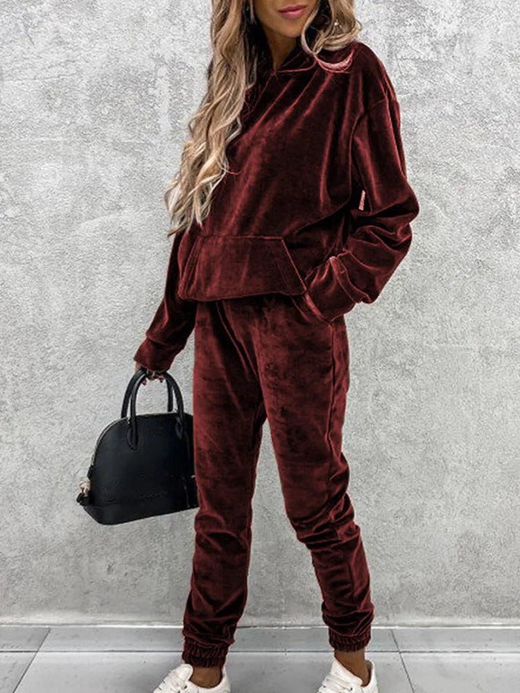Autumn Winter Velvet Tracksuit Set Elegant Soft Pocket Pullover Top Female Loose Sweatsuit Pants Suit 2024 Two Piece Set Outfits.