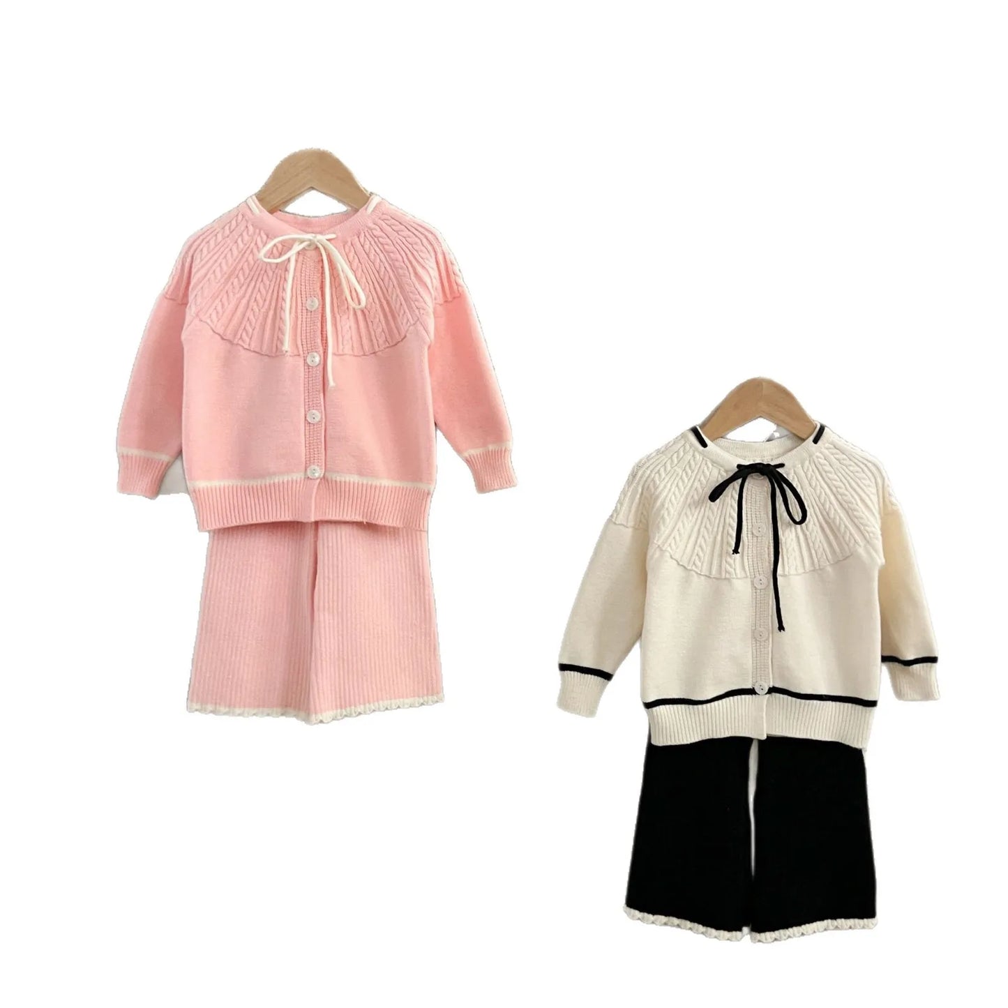 Ins Mädchen Baby reine Baumwolle Lotusblatt Kragen Top Bauch Hosen Pullover Set für Kinder Herbst und Winter Wärme Set.