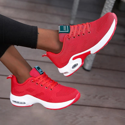 Women Casual Shoes Breathable Walking Mesh Flat Shoes Platform Sneakers Women Tenis Gym Vulcanized Shoes White Female Footwear.