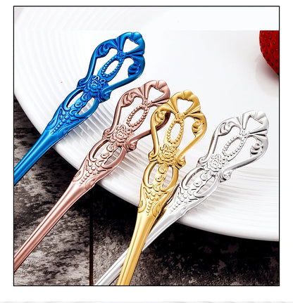 Golden Stainless Steel Cutlery Set Royal European Spoon Fork Complete Tableware Retro Design Dishwasher Safe Elegant Flatware.