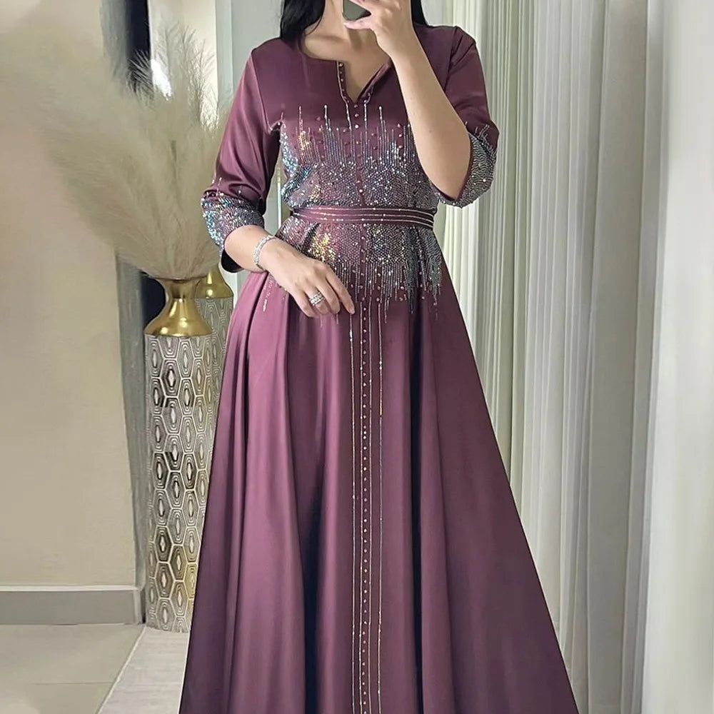 Naher Osten Ramadan Marokkanisches muslimisches geschmiedetes Gesichtskleid Arabisches Dubai-Kleid Luxusmode Hot Diamond Abendrobe.