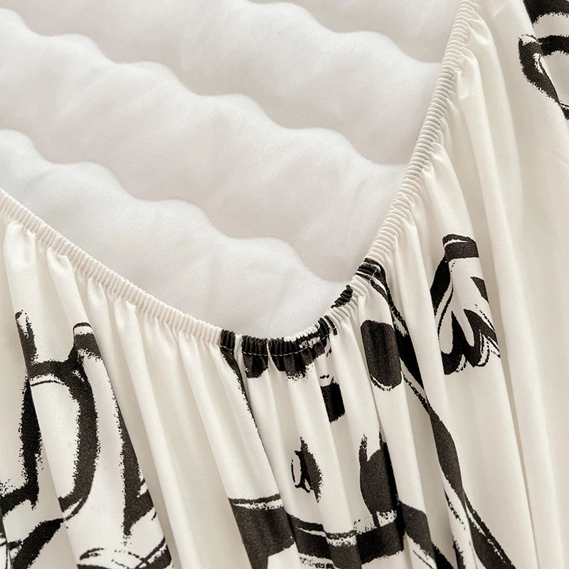 Quilted Mattress Cover For Kids Single/Double Size Rabbit Printing cubre colchón 200X220cm Anti-Mite 매트리스커버 Queen/King Size 매트리스