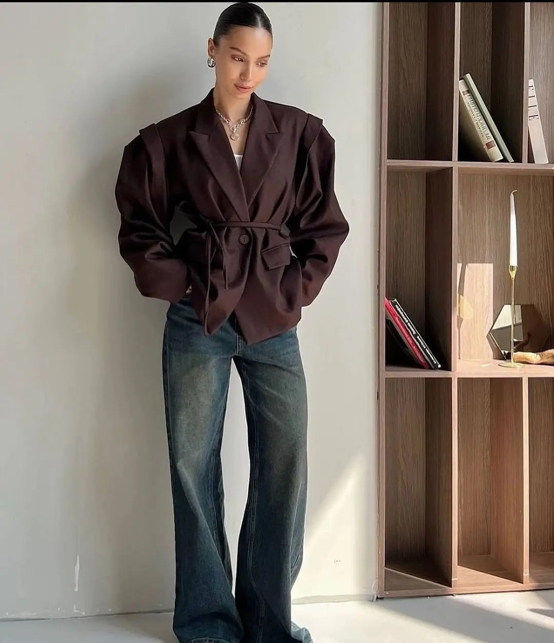 Fashion Solid Revers Hals Schulter Pad Anzug Jacke Frauen Langarm Eine Taste Spitze Up Mantel 2025, Herbst Neue Highstreet Büro Tragen.