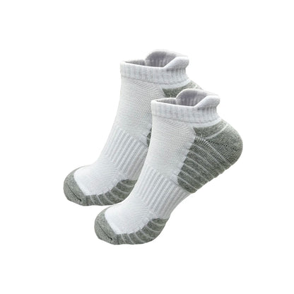 2/4 Pairs Cushioned Cotton Ankle Socks for Men Athletic Running Socks Low Cut Casual Sports Sock Tab Short Socks for Men Women.