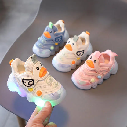 Children Led Casual Shoes Cute Cartoon Duck Sneakers Toddler Glowing Tennis Shoes Boys Girls Breathable Mesh Sports Shoes Sapato.