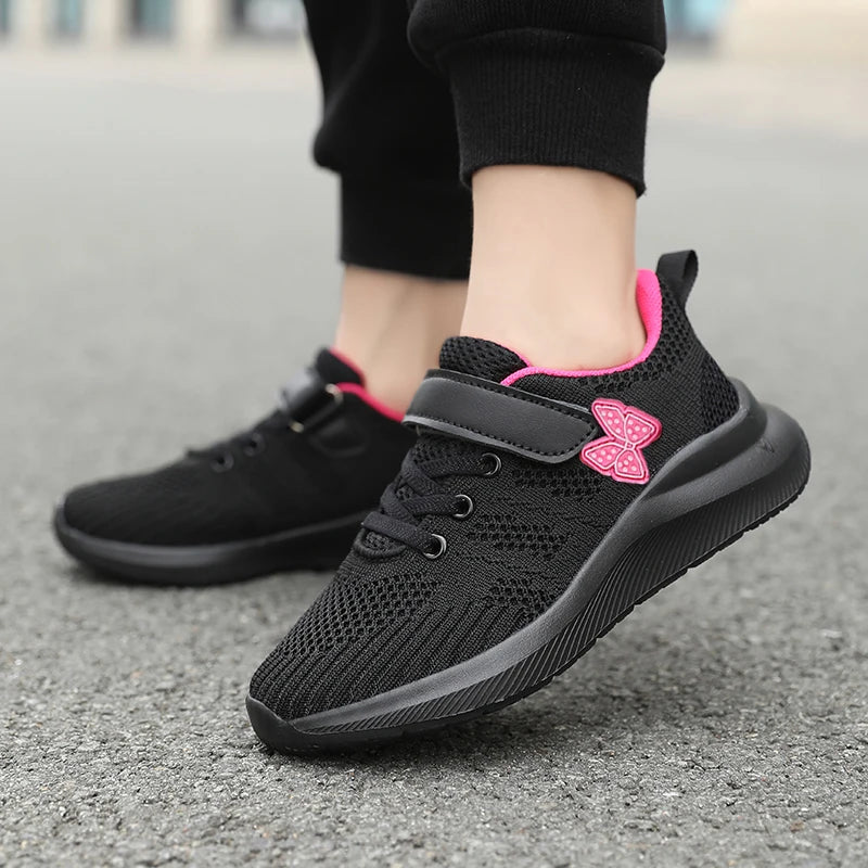 Children's sports shoes, girls' breathable leisure shoes, outdoor sports shoes, mesh surface anti slip fashionable running shoes.