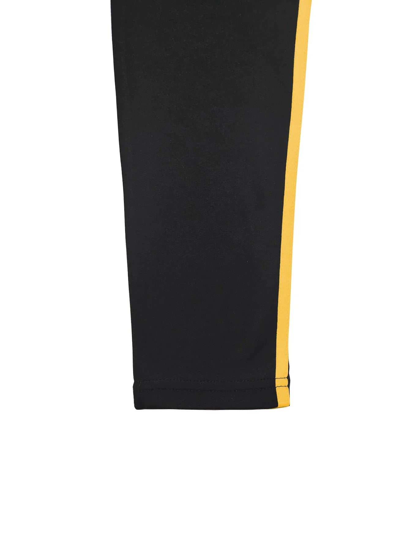 2025 Women's Summer Two-Piece Set Sportswear Short Sleeve Trousers Color Block Soft Fashion Basic Versatile Outfit.