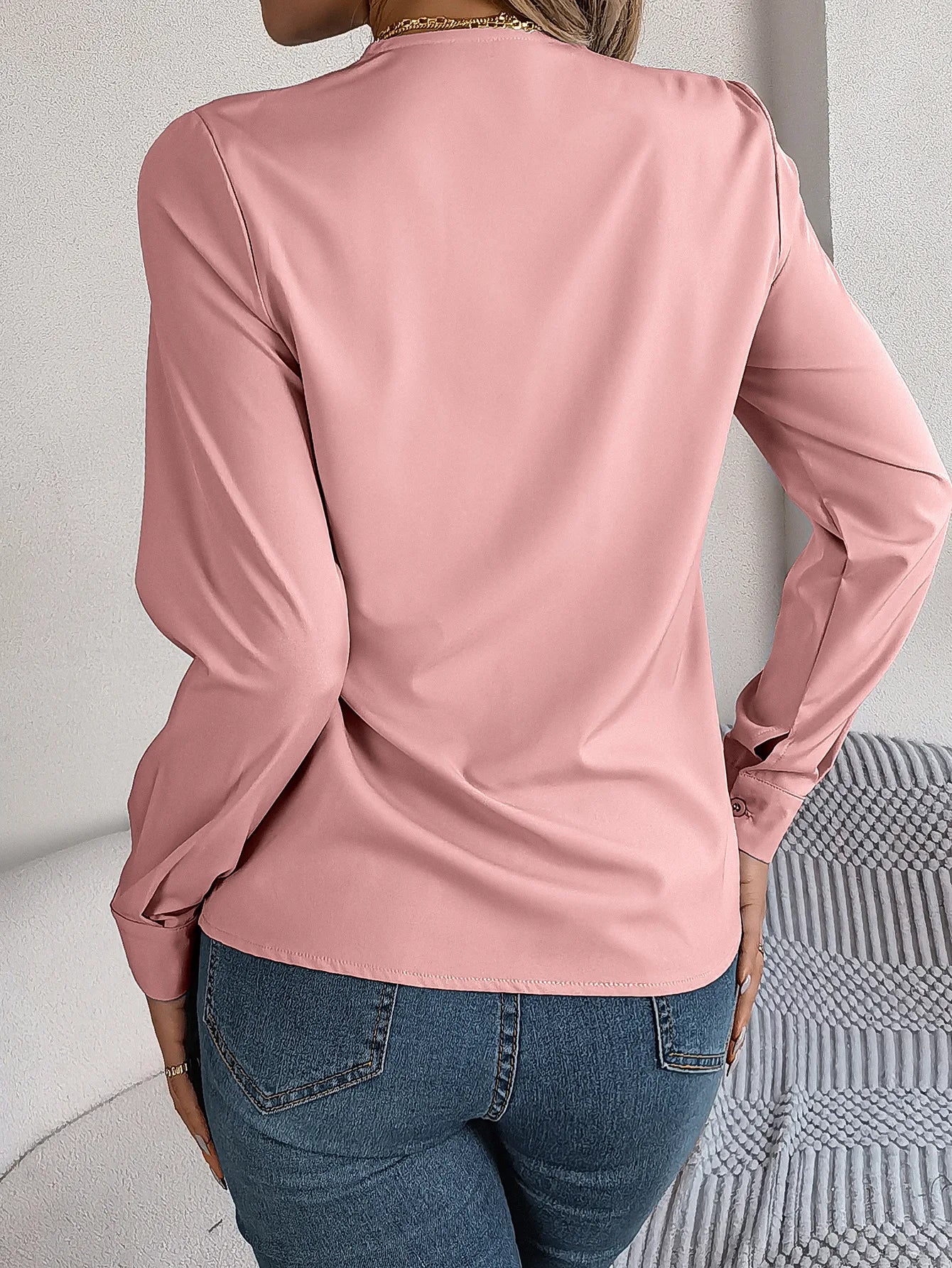 Summer And Autumn Women's Casual Shirt, Commuting Style Solid Color V-neck Long Sleeve Shirt Top