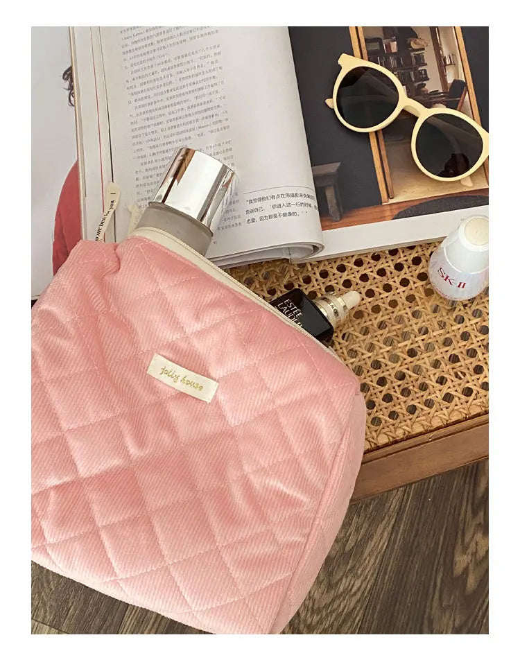 Large Capacity Women's Cosmetic Bags Cases Casual Ladies Small Storage Bag with Zipper Female Travel Clutch Bag Small Handbags.