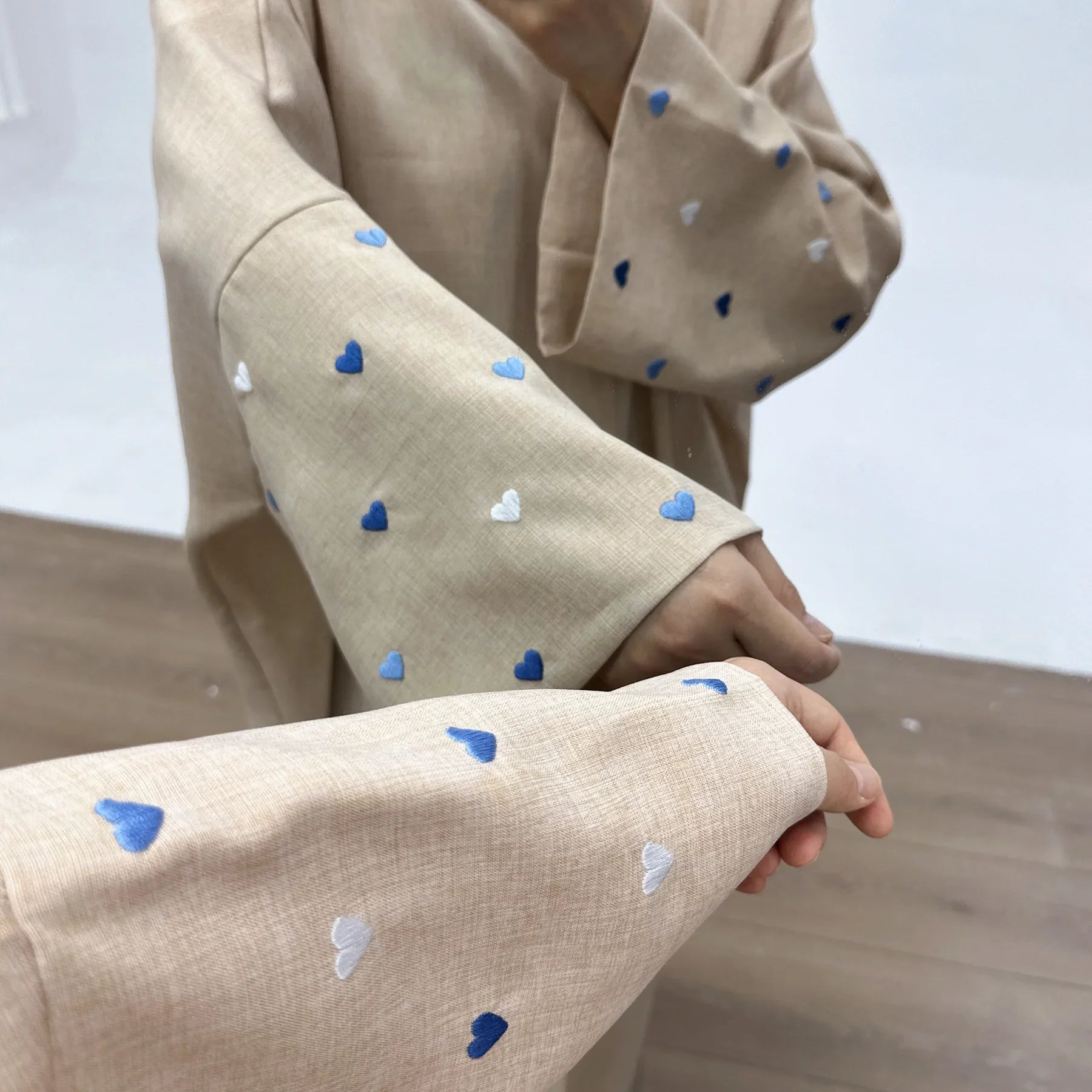 2025 Ramadan Eid Open Butterfly Moon Heart Modest Kimono Abaya Dubai Turkey Muslim Dress Abayas for Women Kaftan Kebaya Caftan.