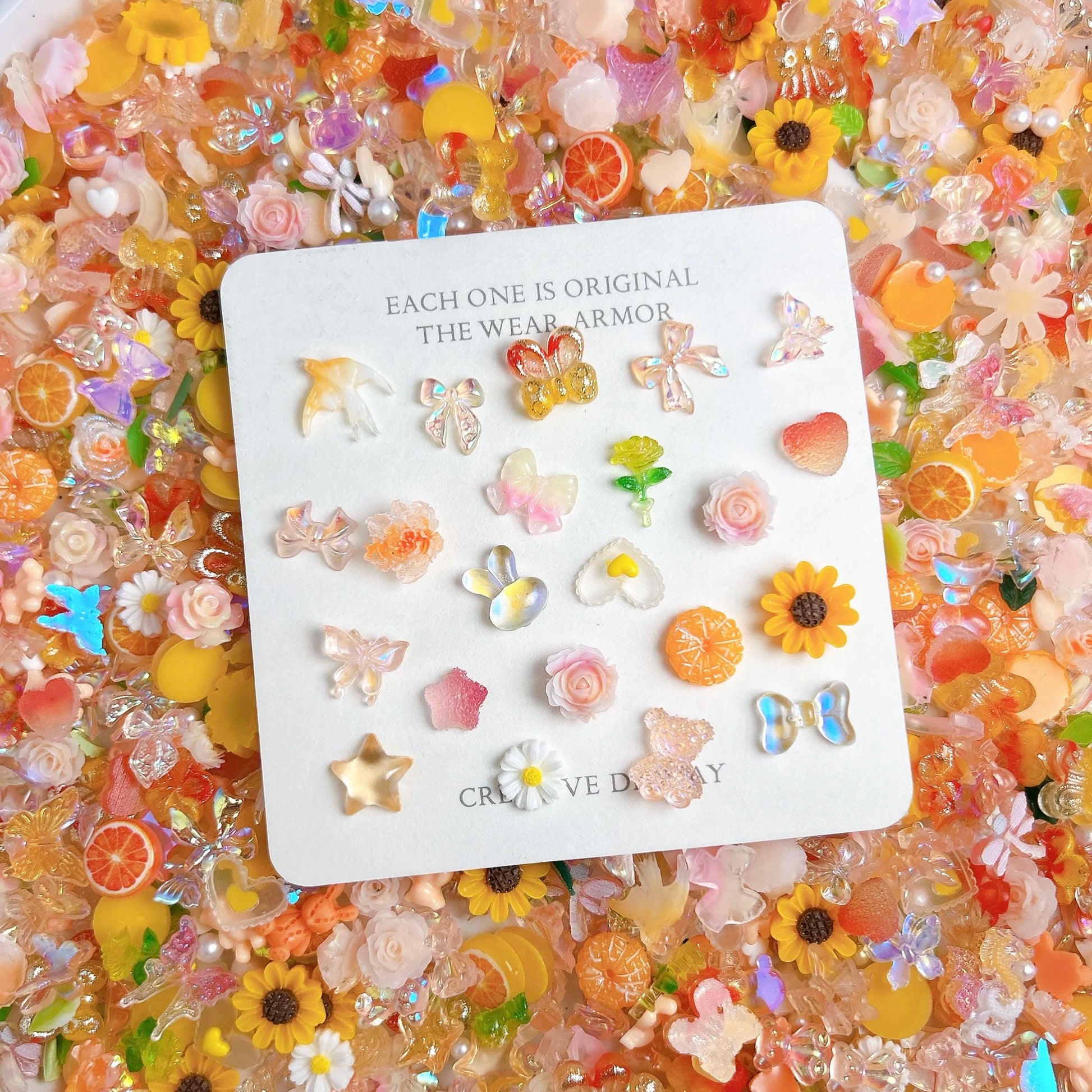 60PCS Creative Fudge Heart Dragonfly Orange Resin Nail Charms Transparent Star Butterfly Flower Mixed Nail Art Decorations DIY.