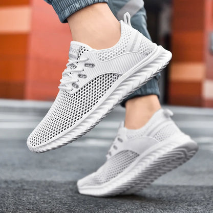 Sommer Herren Sneakers atmungsaktive und leichte Herren Casual Tennis Sneakers Hollow Mesh Herren Laufschuhe Tenis Masculino.