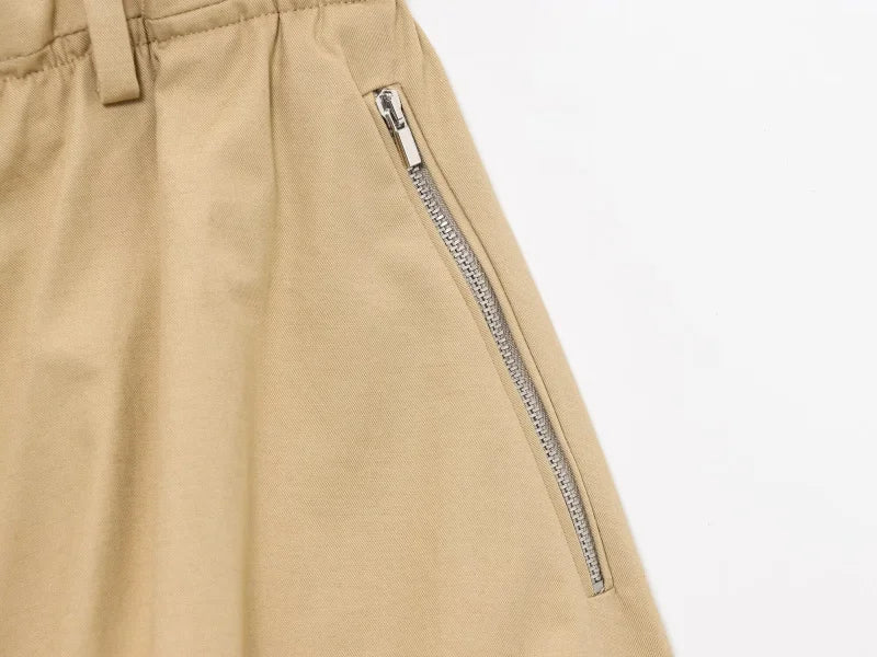 ETJ's Spring 2025 new women's ZW series, elegant and romantic style, high-waisted casual shorts with a ball cut.