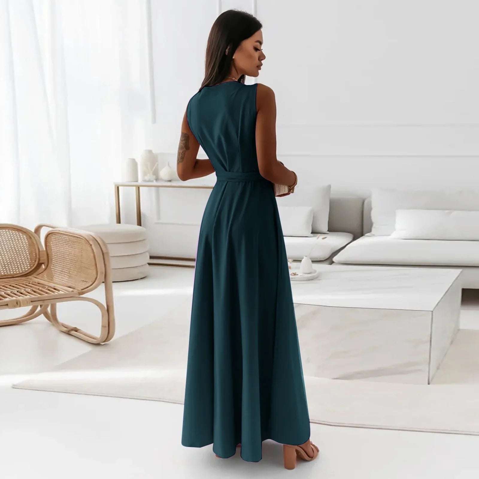 Frühling Sommer Neue Stil frauen Lange V-ausschnitt Kleid Reine Farbe Maxi Kleid Ärmelloses Empire-Taille Kleid für Damen Modische.