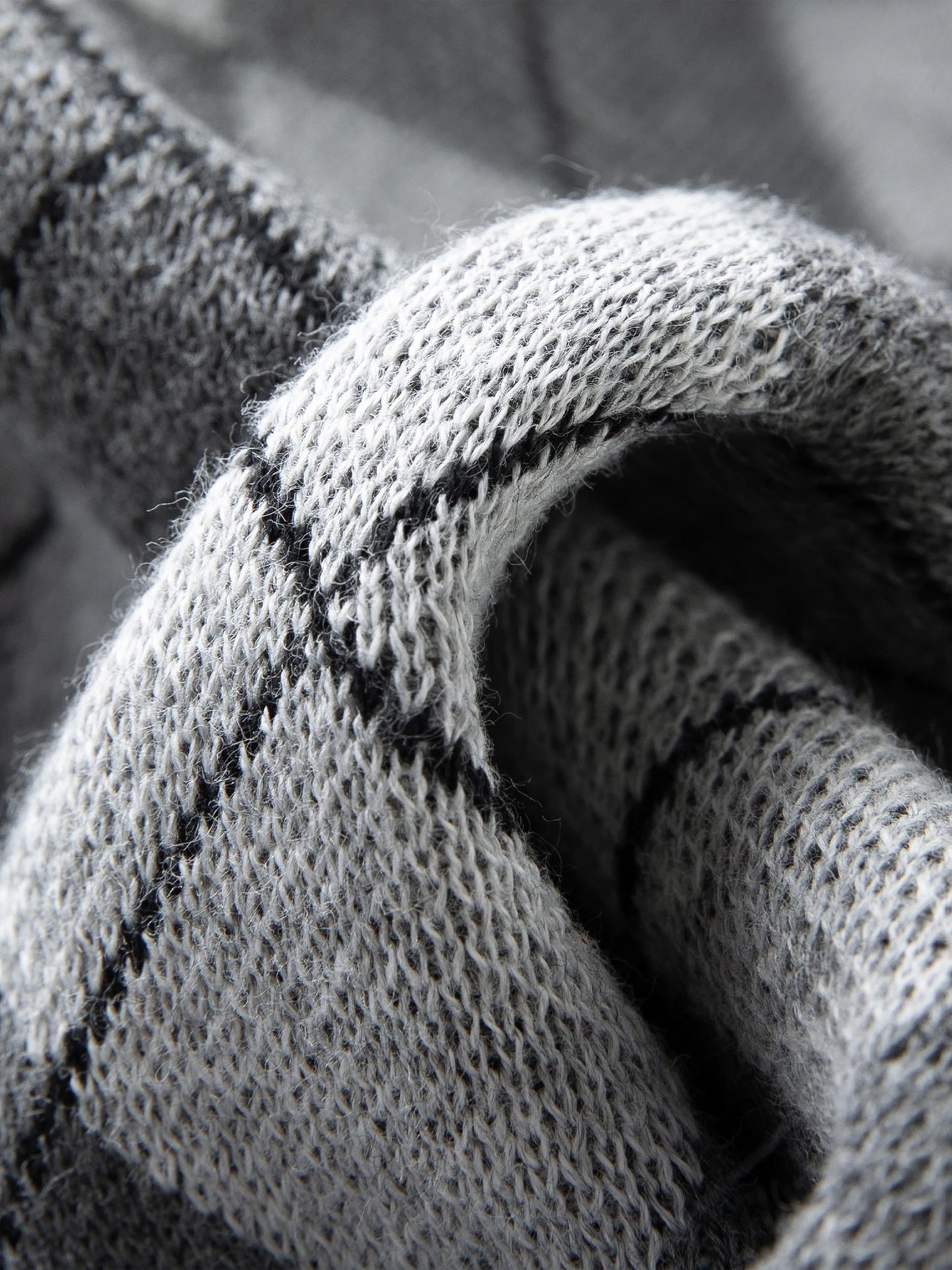 FSLE Plaid Rot Grau V-ausschnitt Gestrickte Weste Top für Frauen 2025, Herbst Neue Ankunft Retro College Stil Oberbekleidung Weste 25FS13248.