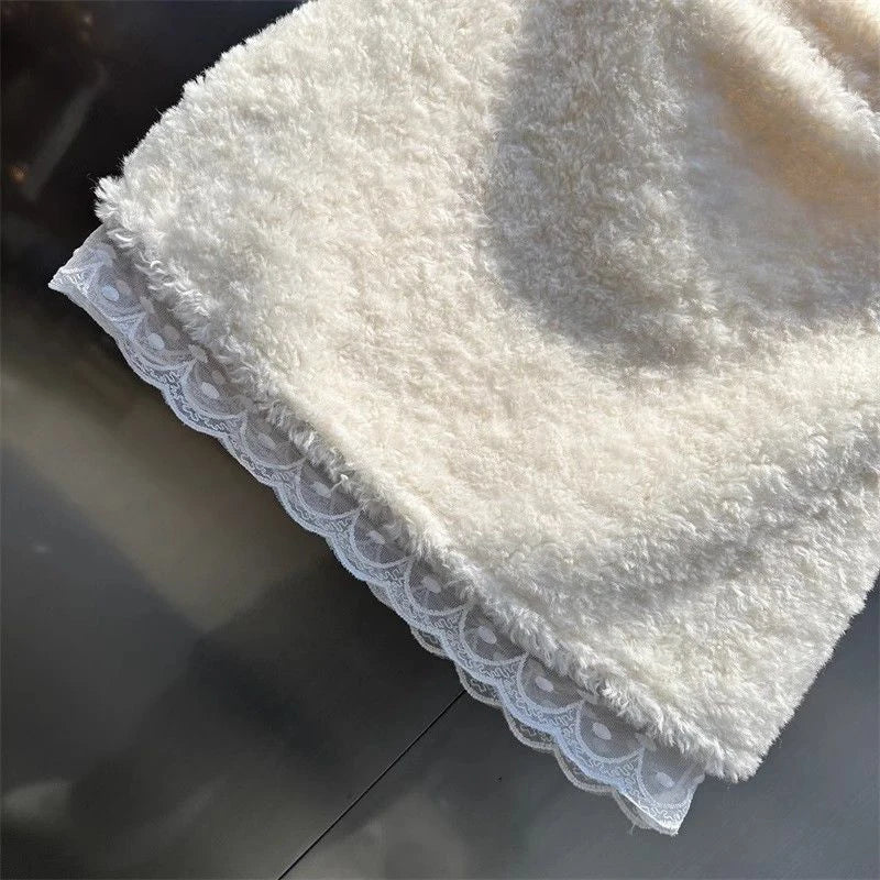 Chic Sweet Mini Skirt Women Winter Lace Patchwork High Waist A Line Plush Skirts Female Fashion Casual Preppy All Match Skirt.