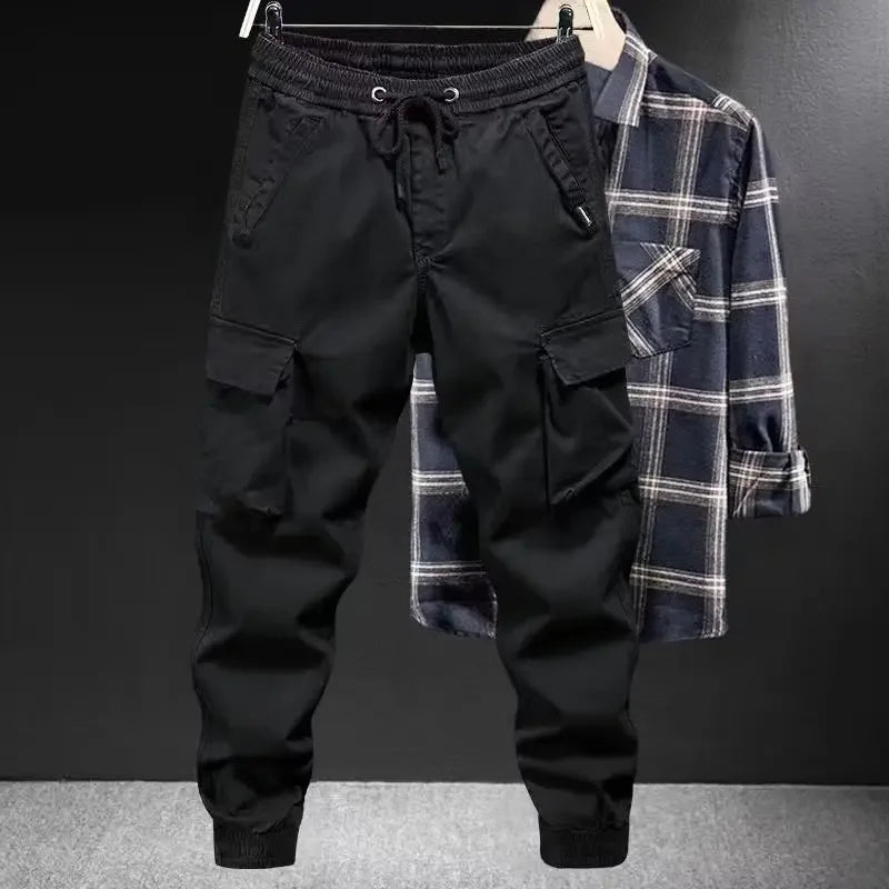 Modische Freizeit hose Herren Loose-Fit Cargo hose im Jugendstil einfarbig verkürzte trend ige Marken schuhe für den Frühling Herbst.