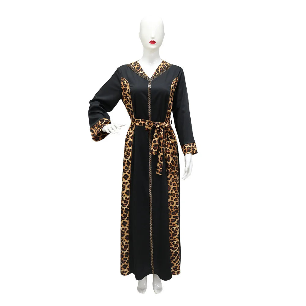 Elegantes arabisches Frauen-Partykleid, afrikanischer V-Ausschnitt, Leopardenmuster, langärmelig, Abaya, modische muslimische Dame, Urlaubskleid, islamische Kleidung