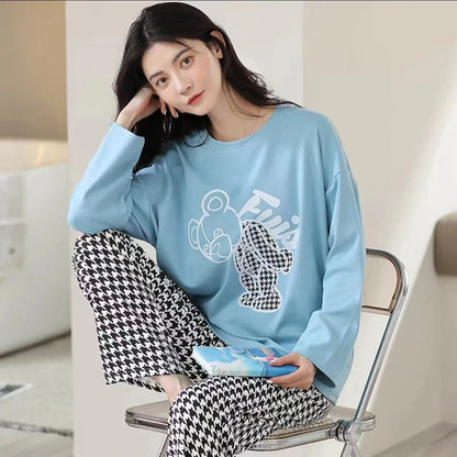 Gebündelte Füße Pyjama Frauen Frühling Herbst Langarm Terylen Baumwolle Frauen Herbst-Winter Plus-Size-Freizeit Herbst Home Wear Set.