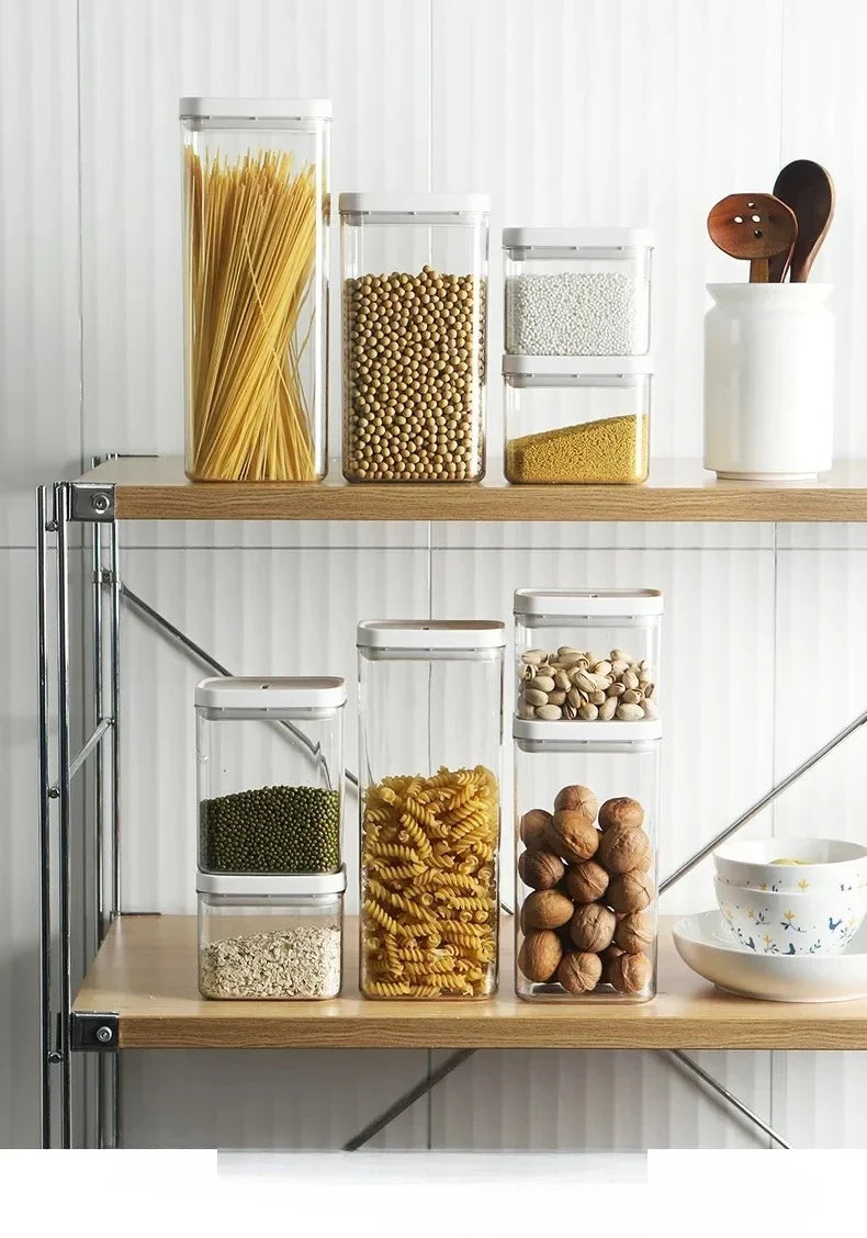 Kitchen Storage Plastic Storage Jar Clear Food Grade Airtight Seal for Kitchen Snacks Cereals Beans Kitchen Storage Organizer.