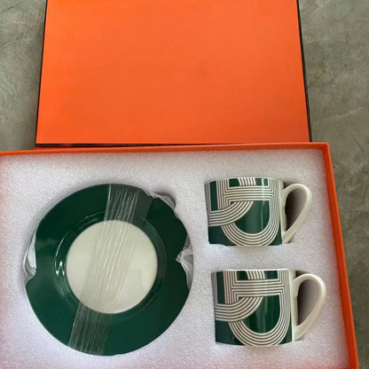 Red, Blue, Gray Tiger Series  Animal Images Bone Porcelain Coffee Cup Plate European Afternoon Tea Cup and Saucer Set Gift Box