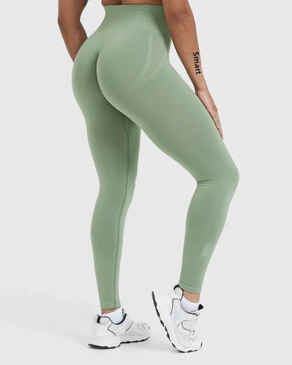 Seamless High-Quality Yoga Suit Effortless Oneractive Tight Scrunch Peachy Butt Gymwear Fitness Clothing For Women.