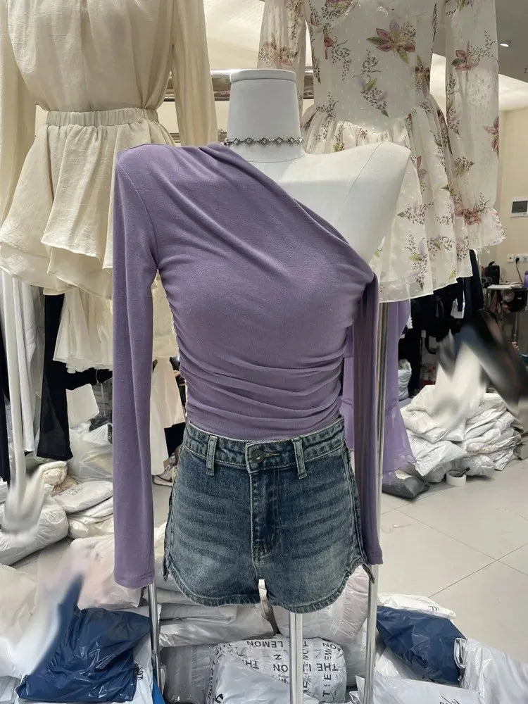 French Style Long Sleeve Slim Fit T-Shirt Women Early Autumn Design Sexy Short Length Beautiful Top Shoulder Bared Side Collar.