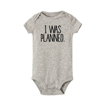 Zwillinge Baby-Body „I Was Planned and I Was A Surprise“ Neugeborenes Kleinkind-Overall Jungen Mädchen Lustige Baby-Outfits Kleinkind-Dusche-Geschenk