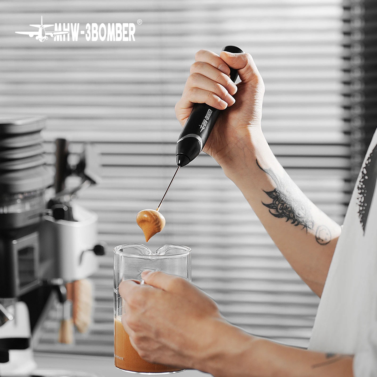 MHW-3BOMEBR Rechargeable Milk Frother Handheld Electric Foam Maker Stainless Steel Whisk Drink Mixer Foamer for Latte/Cappuccino.