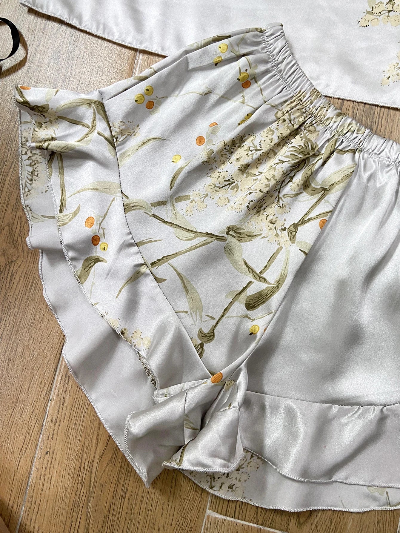 Elegante Cami-Tops mit Blumendruck, Rüschensaum, Shorts, Pyjama-Set, Damen-Nachtwäsche, Loungewear.