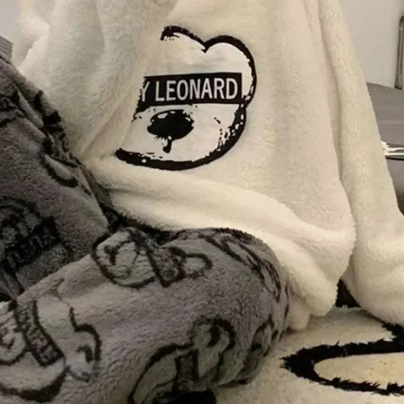 2 Teile/satz Verdickte Warme Flanell Plus Größe frauen Pyjamas Tops und Hosen Nachtwäsche Homewear Winter Cartoon Bär Nachtwäsche.