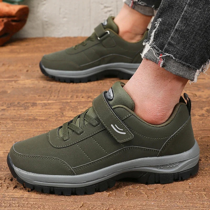 2025 New PU Running Shoes Men Women Lightweight Breathable Athletic Sneakers for Gym Training Spring Summer Fashion Casual Wear.