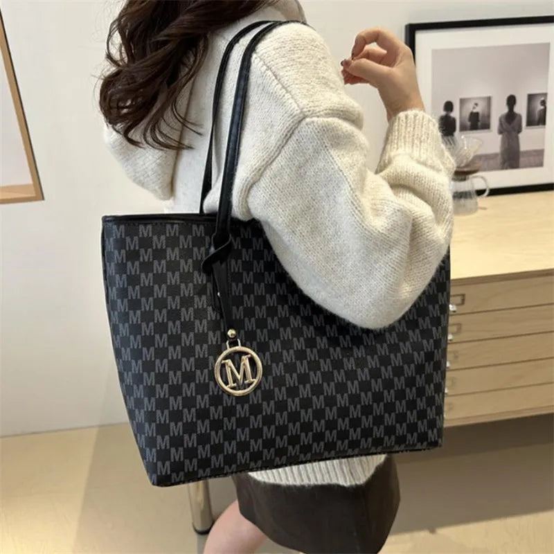 Stylish Tote Bag, Vintage Handbag, Large Underarm Shoulder Bag for Women Suitable for Daily Use, Work, Outdoor, Travel, Shopping.
